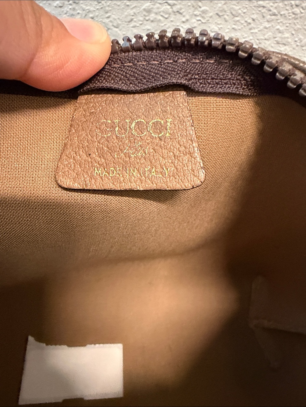 Gucci Beige/Tan Monogram Zip Pouch - Picture 5 of 5